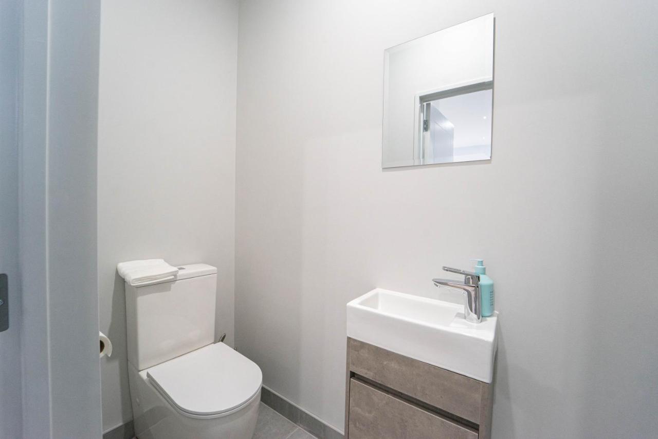 Vila Modern Sunnyhills Town House Auckland Exteriér fotografie